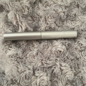 Sue Devitt Undereye Concealer Burmuda Triangle New